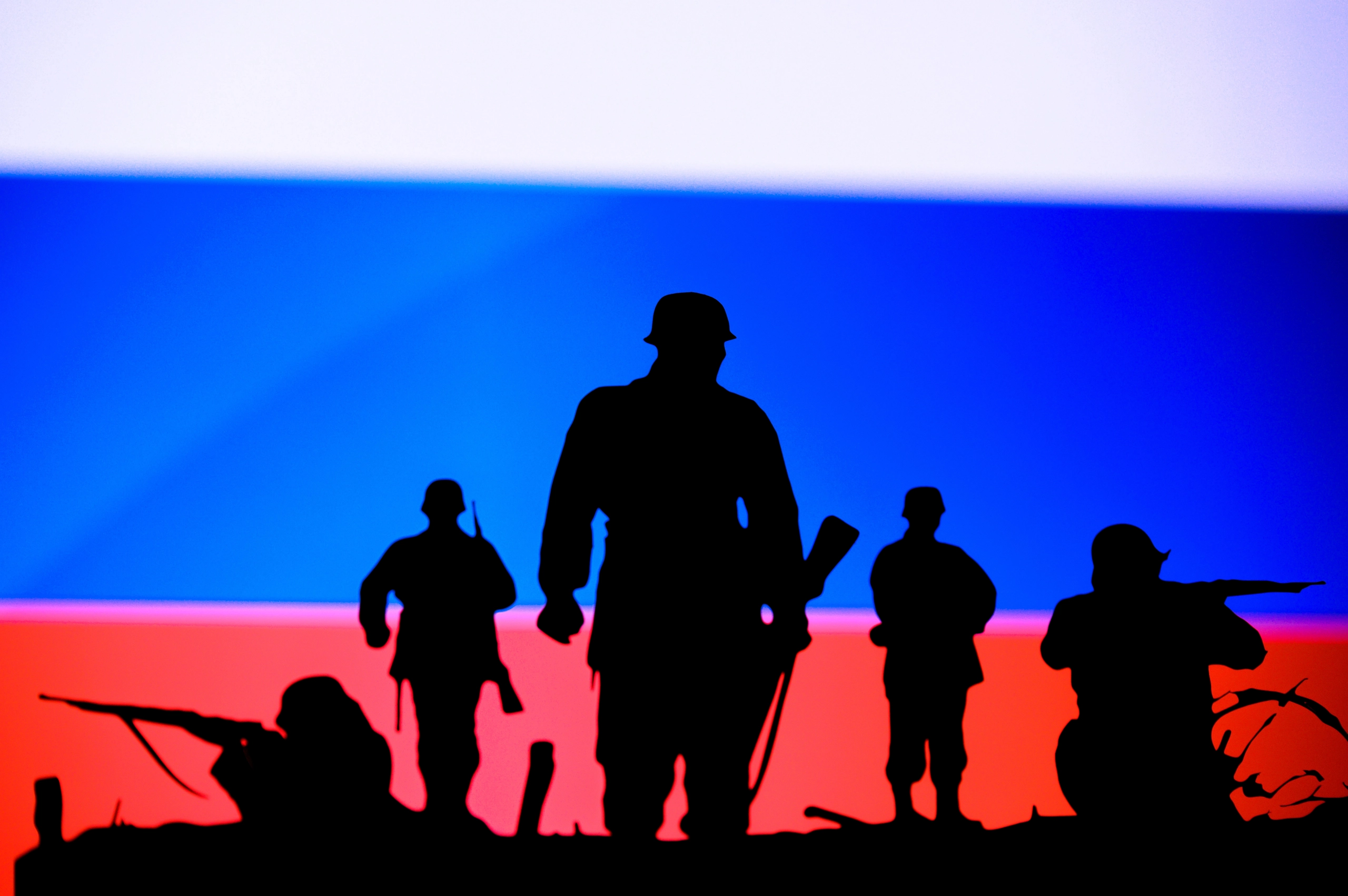 Прокиньтеся! В Європі вже війна!