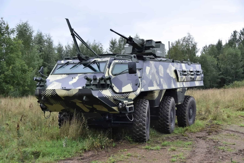 Латвія передала Україні чергову партію бронетранспортерів Patria 6x6