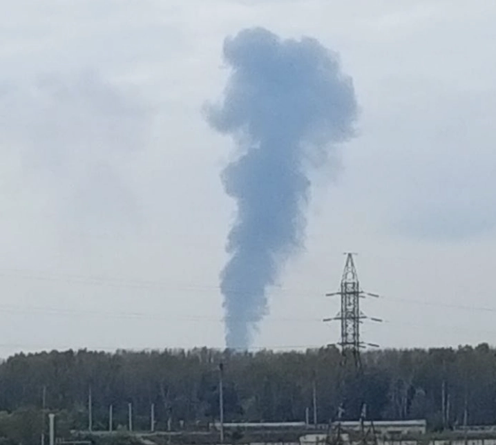 Дрони СБУ налетіли на важливу установку на НПЗ “Газпрому” в Росії