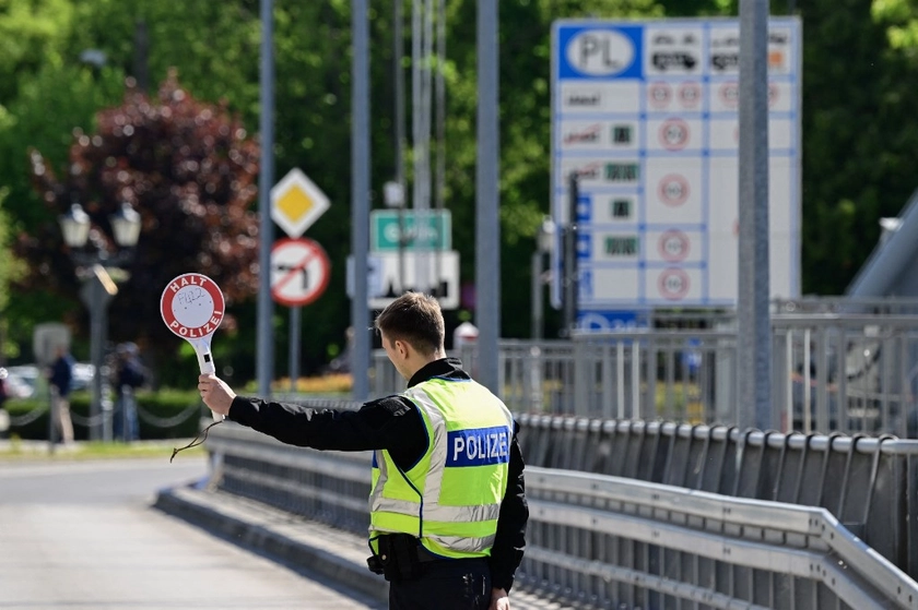 German Law Authorizing Police to Shoot Down Drones Passes First Phase