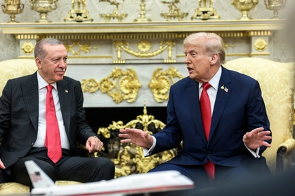 'Stop Rampage'-Trump pressiona a Turquia no petróleo russo enquanto ele abre porta para vendas do F-35