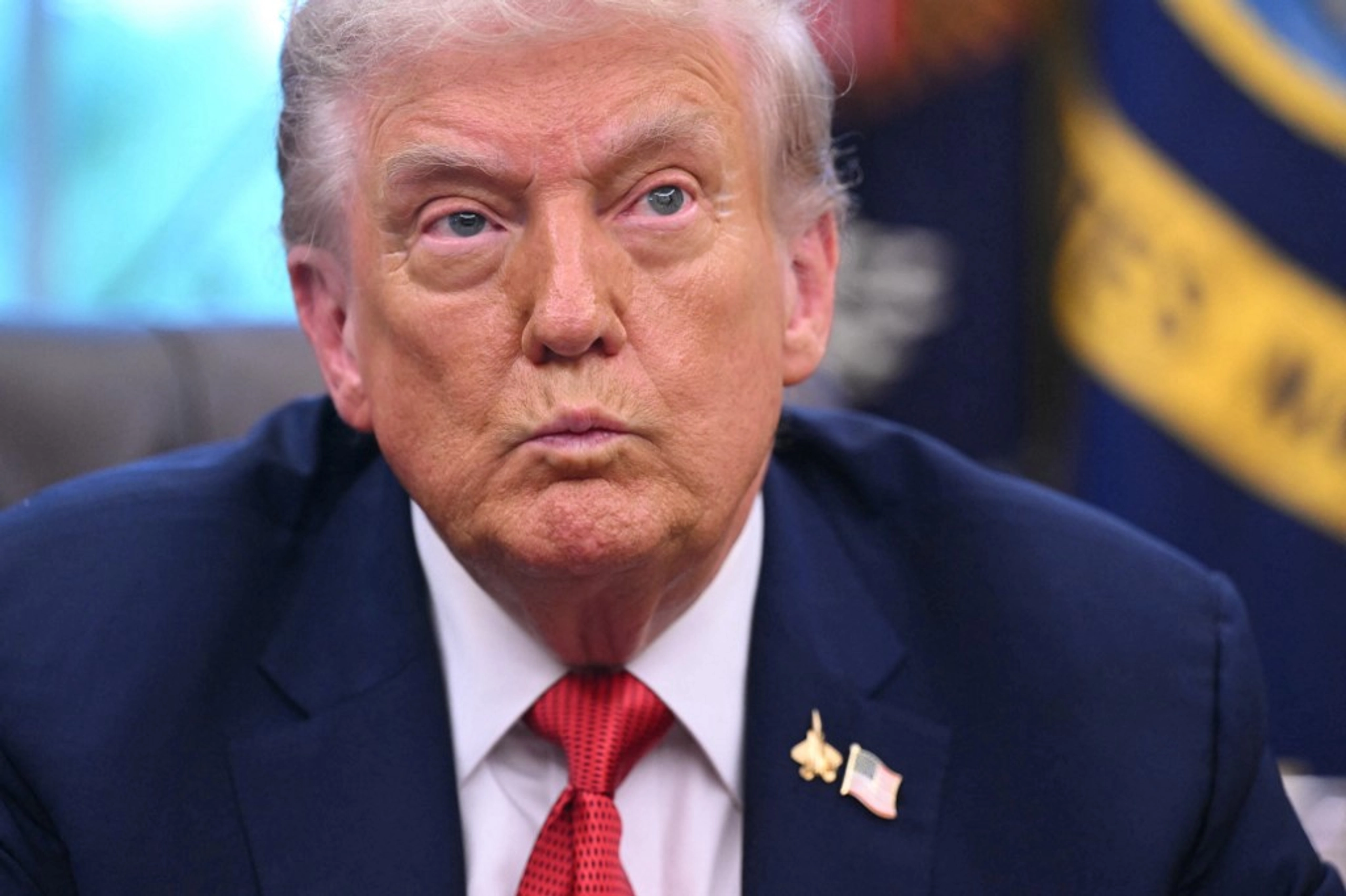 Трамп підписав указ про передачу TikTok американським власникам на чолі з Oracle