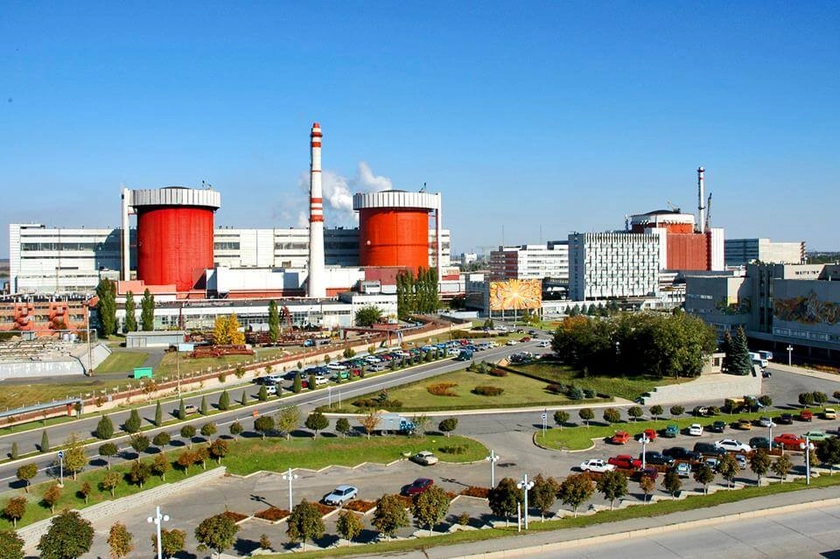 Російський дрон вибухнув за 800 метрів від Південноукраїнської АЕС