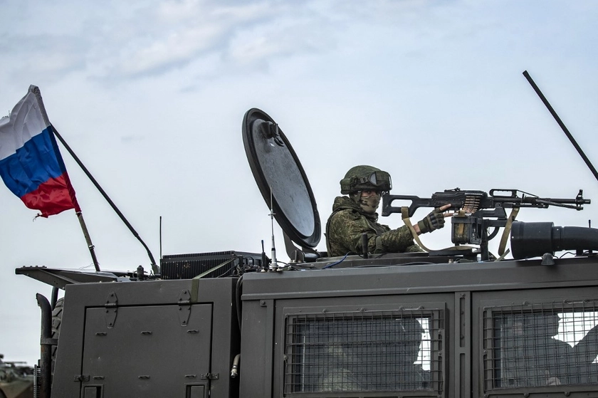 ‘If You Don’t Get on the Radio, You’re F**ked’: Russian Soldiers Ignore Orders as Commander Threatens Them