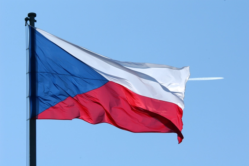 Чеські виборці сигналізують про зміни напередодні виборів