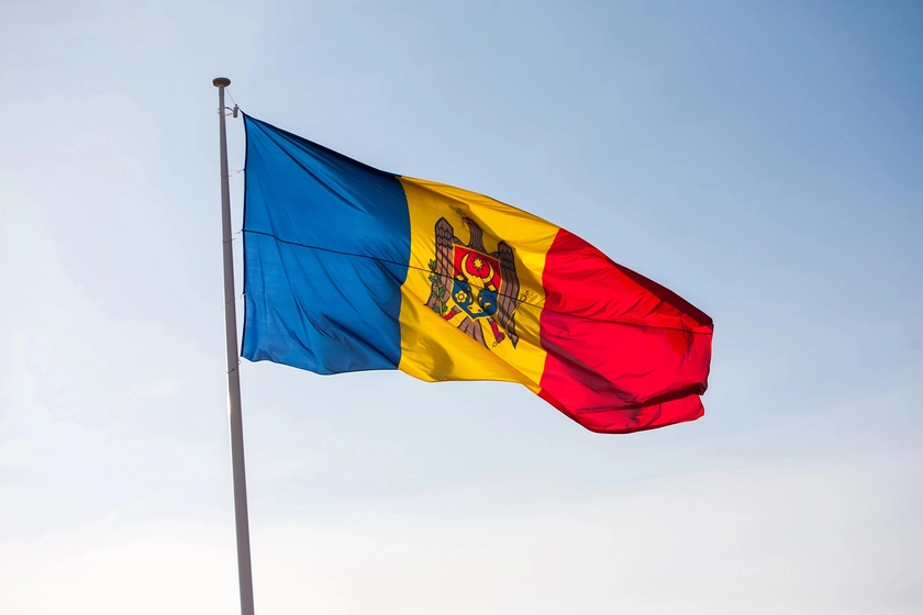 Партія Санду перемагає на виборах у Молдові