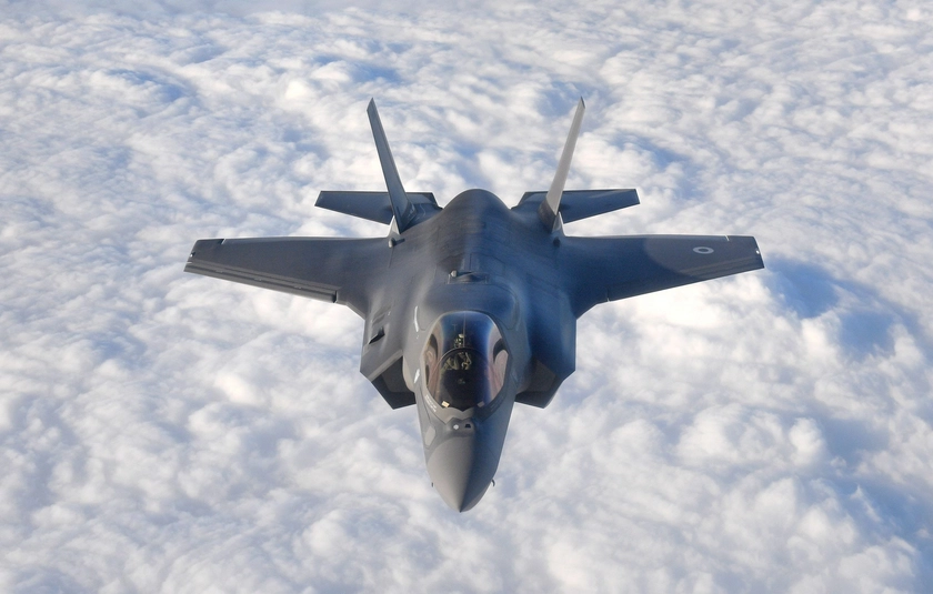 У Данії підняли в небо винищувачі F-35 через “дрони”