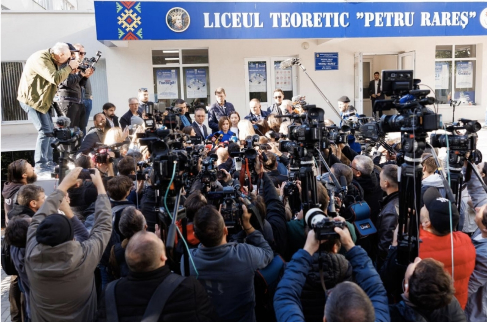 Kremlin Defeated: Pro-EU Party Leads in Moldovan Election Despite ‘Unprecedented’ Russian Hybrid War