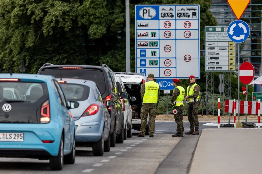 Польща продовжує прикордонний контроль з Німеччиною та Литвою до квітня 2026 року