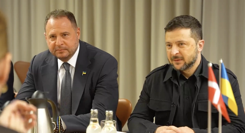 Зеленський прибув на саміт Європейської політичної спільноти в Копенгагені