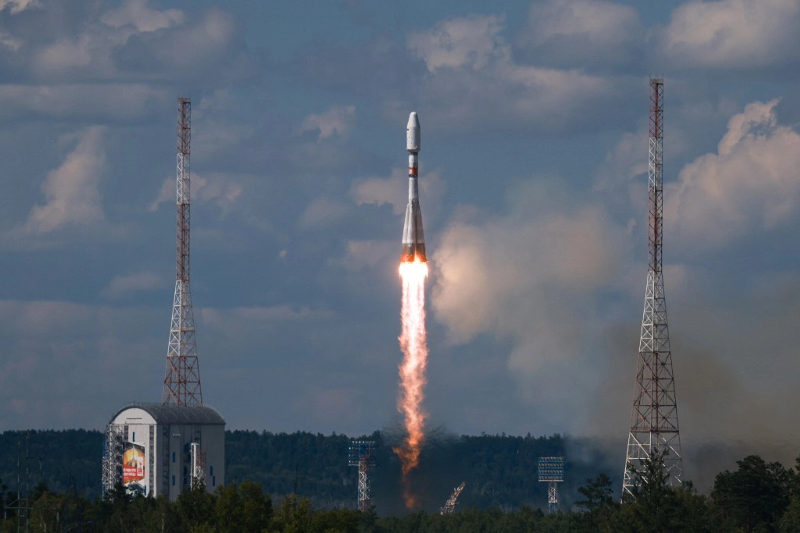 ‘The War of Tomorrow Will Begin in Space’ – Macron Warns of Russian Espionage
