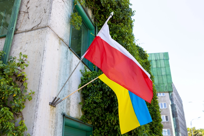 Карта CUKR для українців у Польщі: нові правила з 1 жовтня