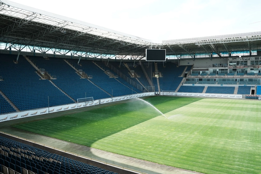 PrivatBank Intends to Sell Dnipro’s Largest Stadium Once Owned by Kolomoisky