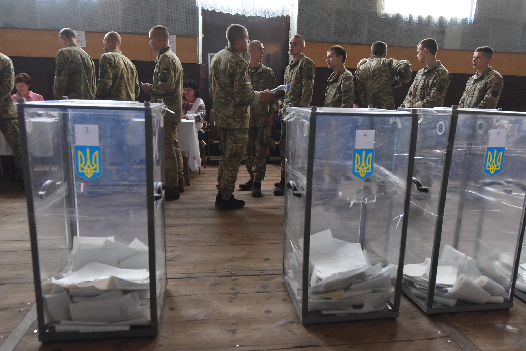 Український парламент відтермінував місцеві вибори