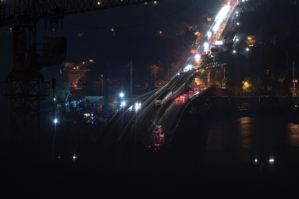Russia Launches Fresh Mass Assaults on Ukraine Targeting Energy Infrastructure