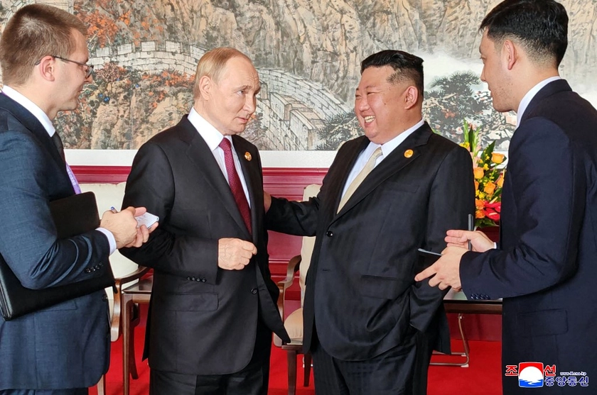 Russia ‘Backing North Korean Submarine Ambitions’ as Kim-Putin Alliance Deepens