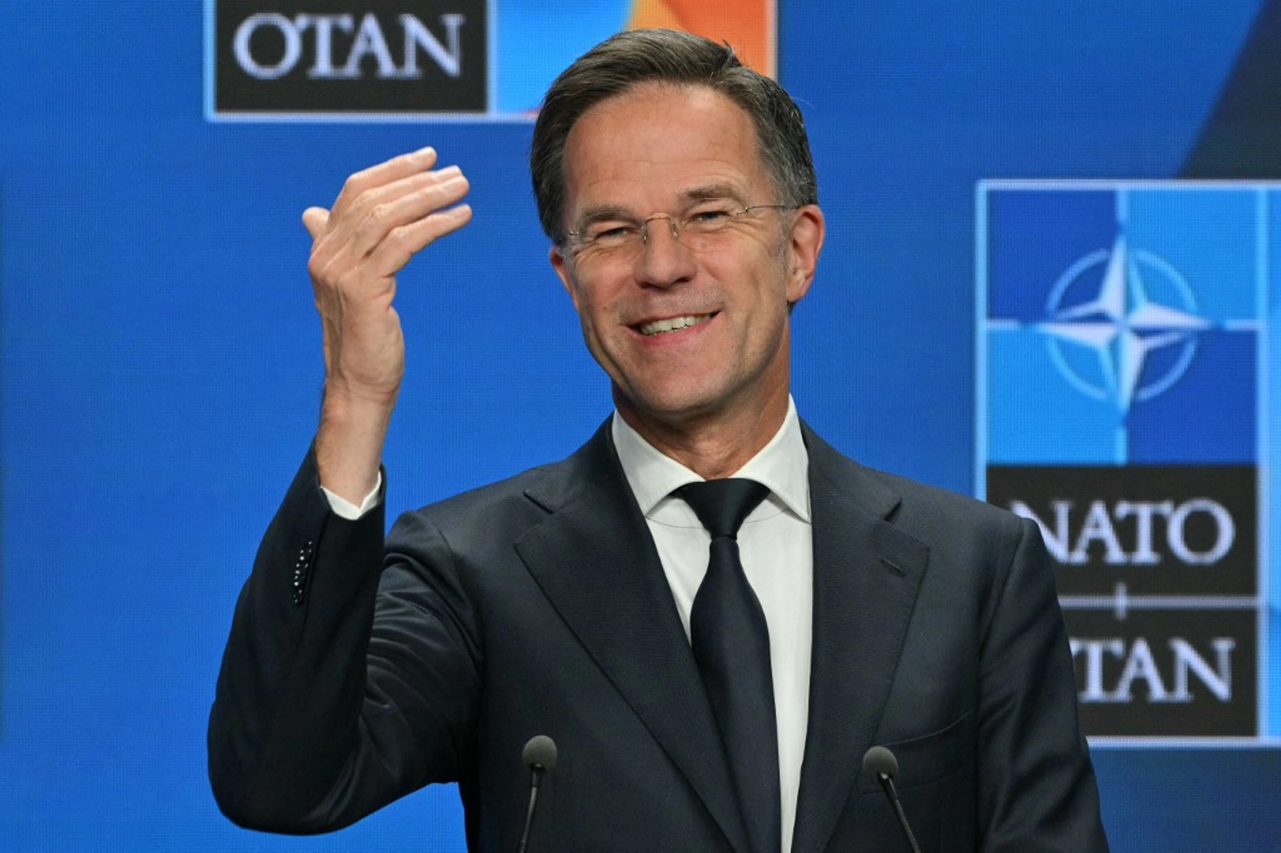 Rutte Says Russia’s Novorossiysk Submarine Was ‘Limping Home’ After Sighting Near France