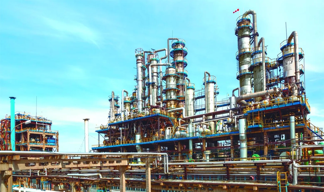 Drone Strikes Russian Oil Refinery in Ufa, Far From Ukraine Border