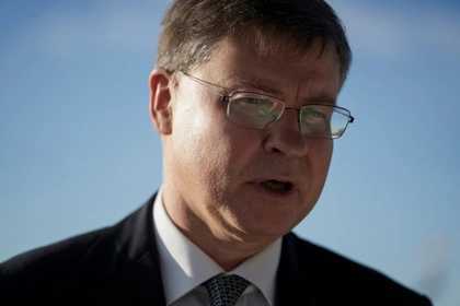 EU Economy Chief Urges G7 to Join Plan Tapping Russia Assets for Ukraine