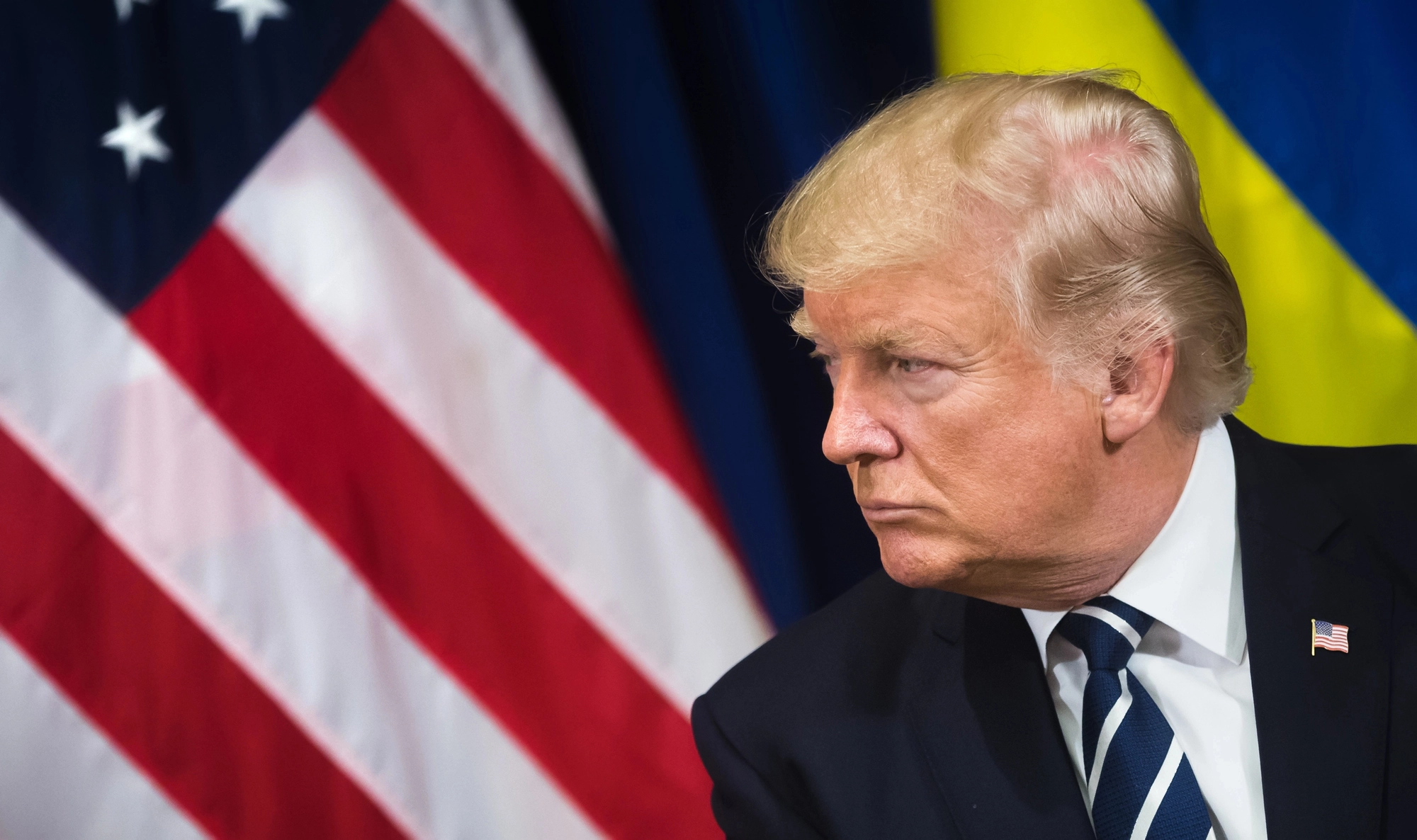 Трамп хоче накласти на імпорт з Китаю “Український переможний тариф”