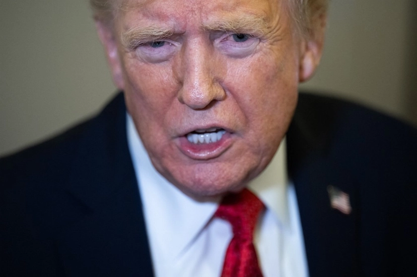 Трамп заперечив, що вимагав від Зеленського віддати Донбас