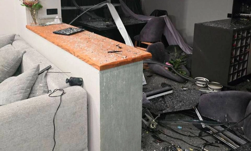 Два російські дрони влучили в київські багатоповерхівки, але не вибухнули