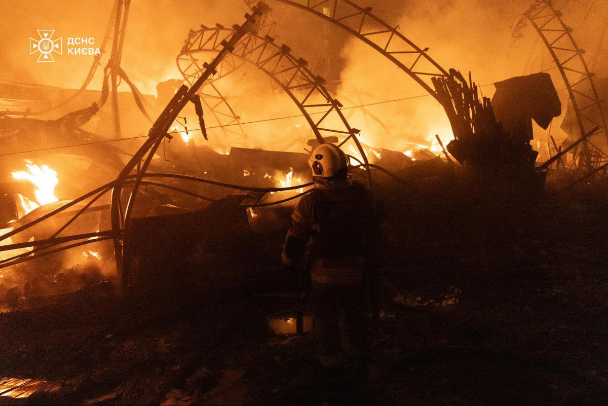 Russia Launches Fresh Overnight Strikes Across Ukraine – Drones Injure 7 in Kyiv, Kill Rescuer in Kharkiv, Hit Sumy Railway