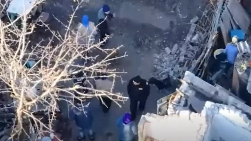 Десантники врятували десятьох цивільних, передавши інструкції запискою з дрона