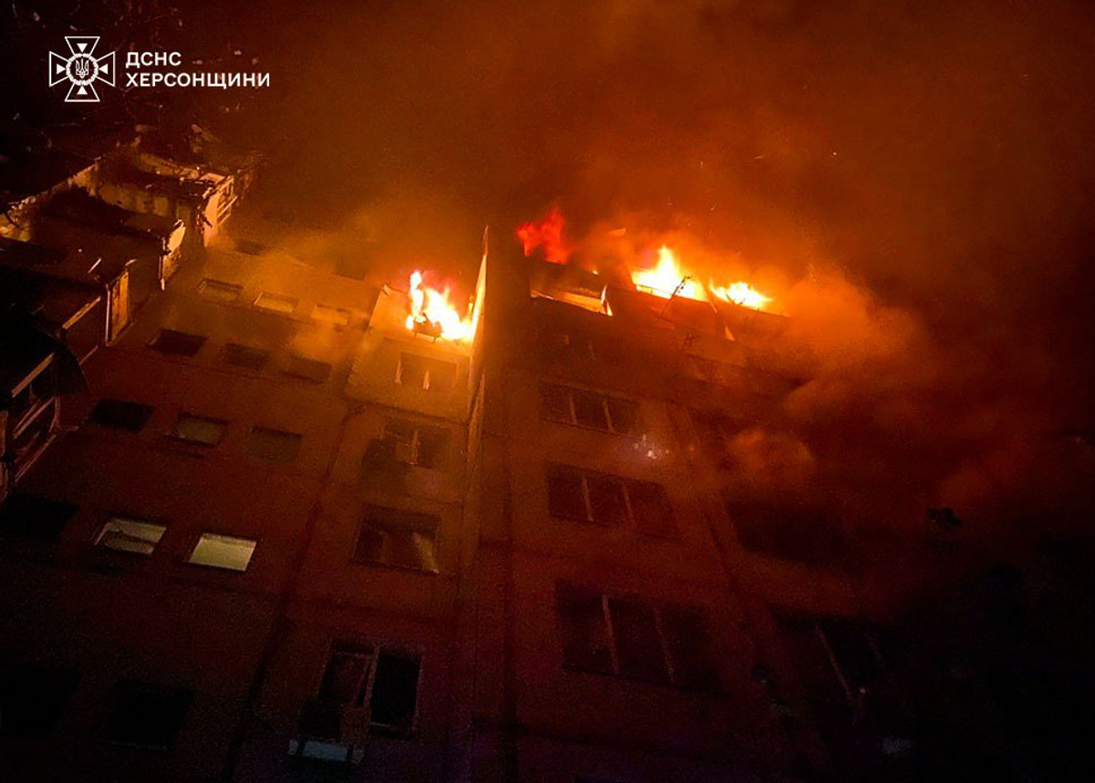 Russia Pounds Kharkiv and Kherson: Guided Bombs, Civilian Deaths, Dozens Injured