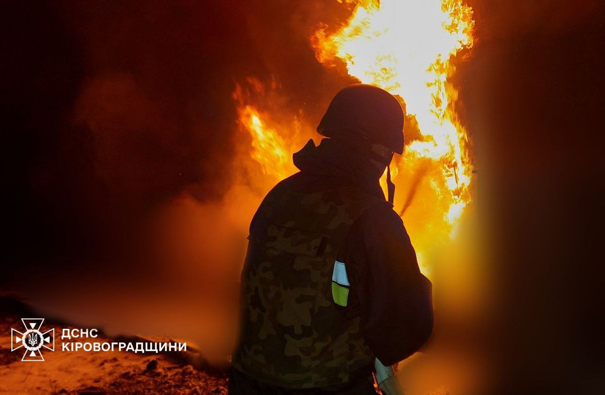 Russian Drones Hit Kherson High-Rise, Disrupt Rail Traffic Across Regions