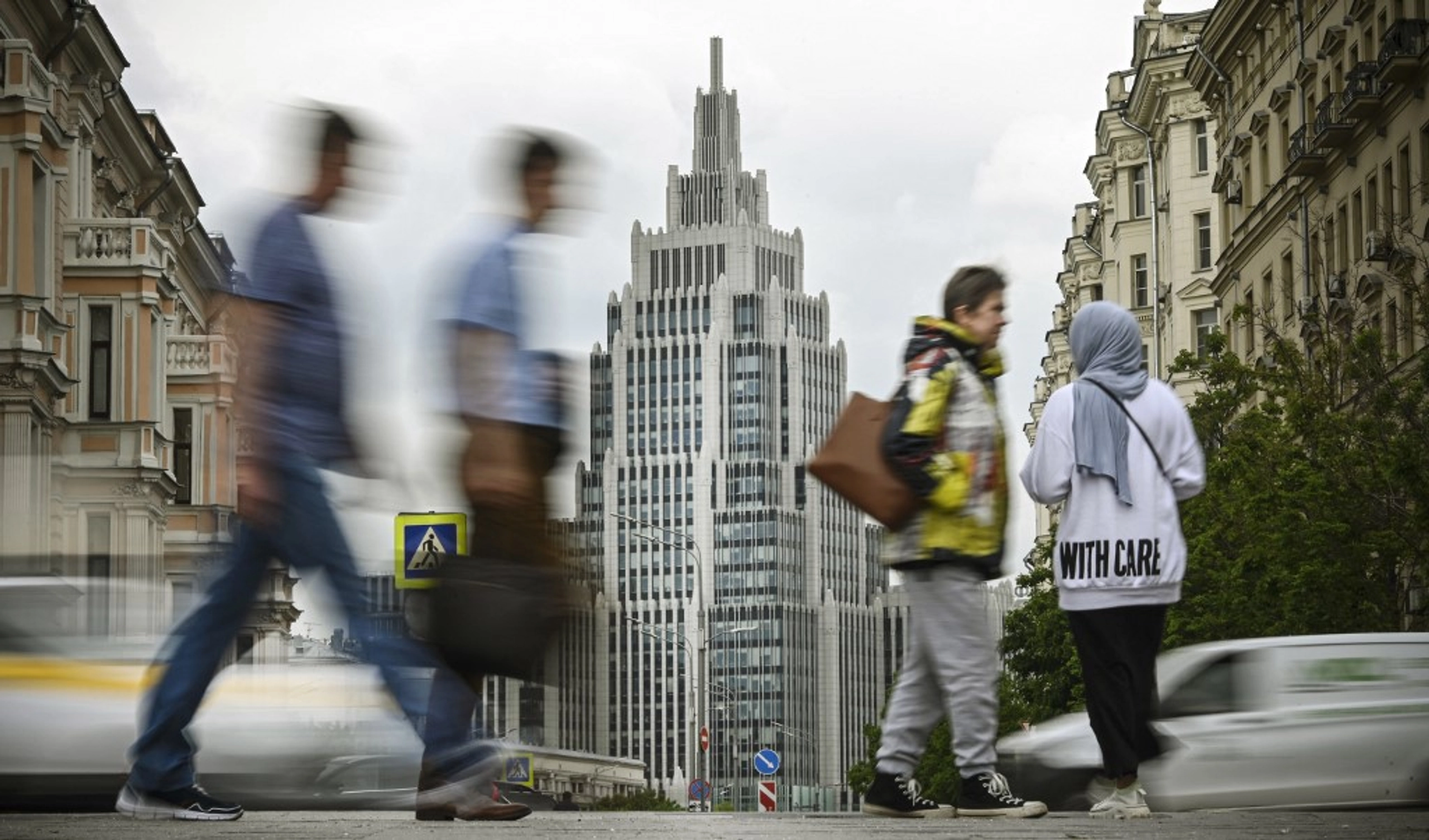 Russia’s Top Banker Warns of Labor Crisis, Urges Influx of Skilled Migrants