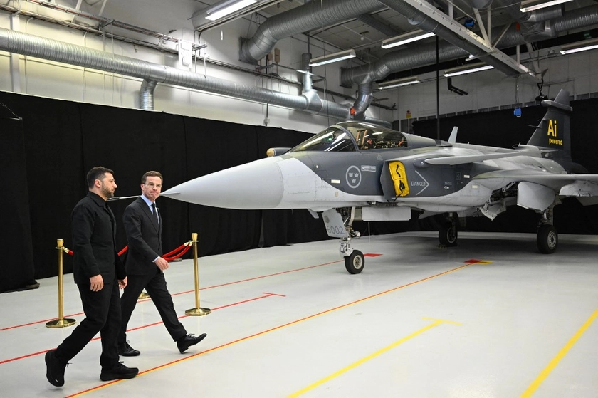 Saab Eyes Gripen Factory in Ukraine, CEO Says