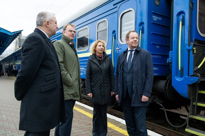Міністр закордонних справ Нідерландів прибув з візитом до Києва