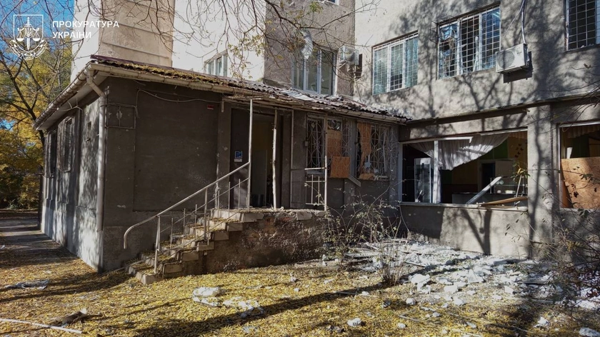 Russian Strike Hits Children’s Hospital in Kherson, Wounding Nine, Including Four Children