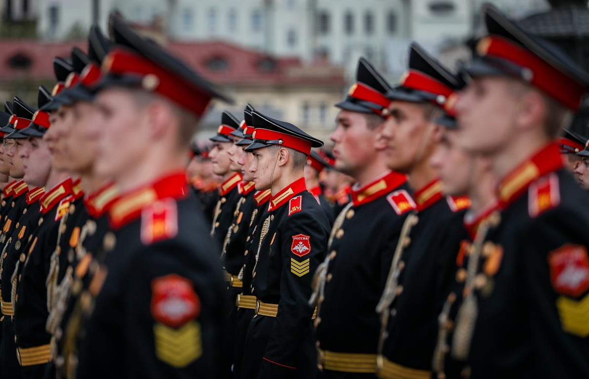 ‘Small Print' Prevents Russian Military Cadets From Resigning