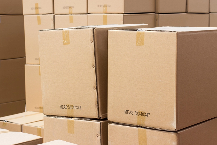 Five Injured in Parcel Explosion at Postal Sorting Center in Kyiv