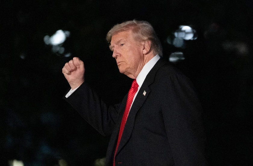 Трамп заявив, що не може зупинити Путіна митами