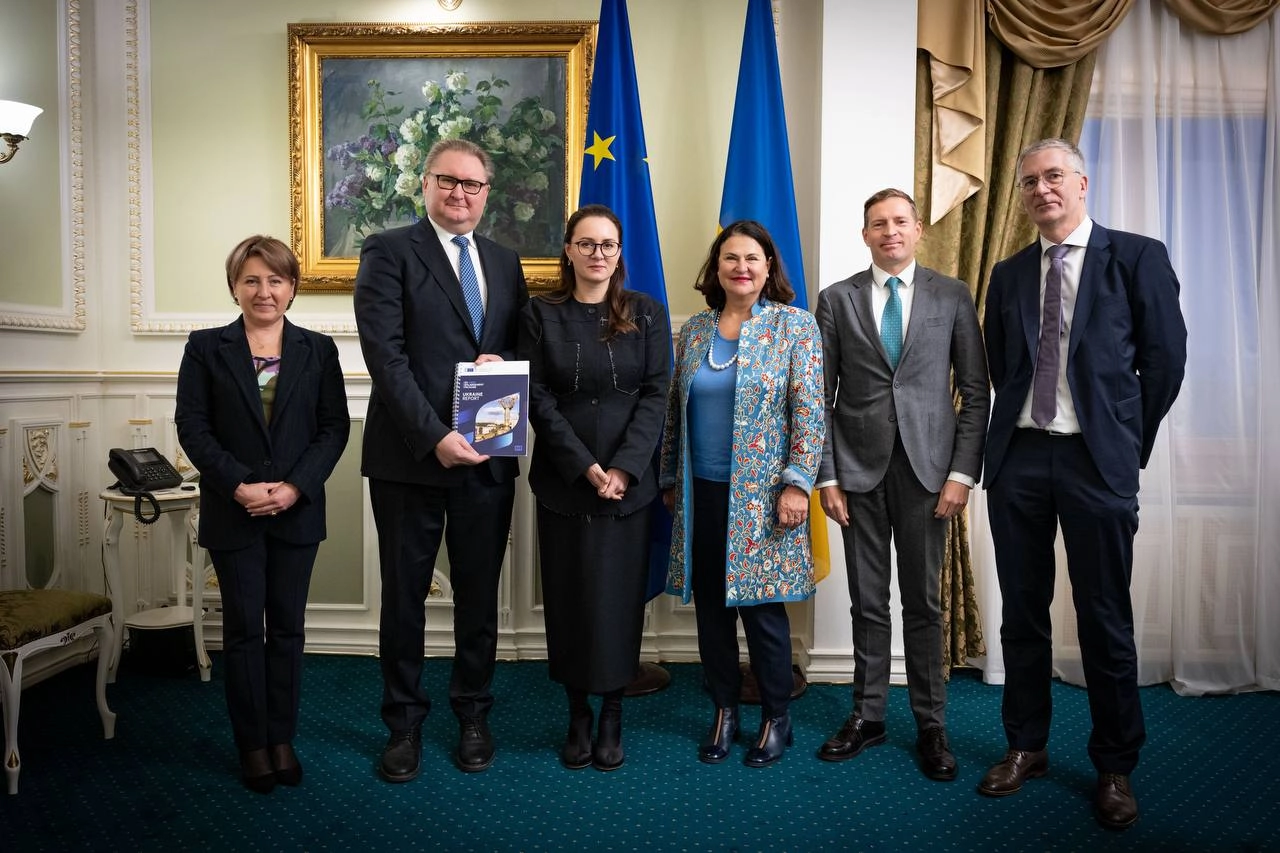 Прем’єр-міністр України отримала звіт Єврокомісії від посла ЄС