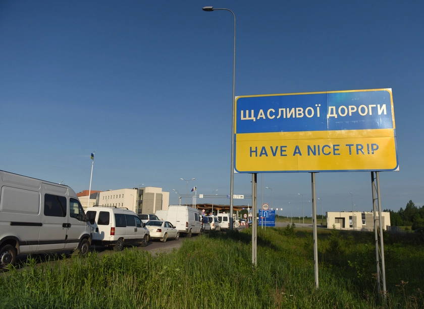 Польща вводить нову систему контролю EES на кордоні з Україною: що зміниться для українців