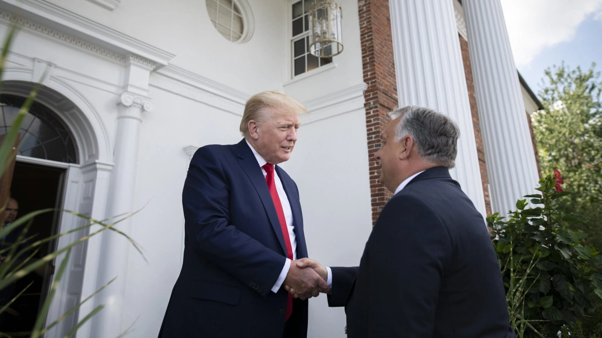 Трампа закликали переконати Орбана розблокувати вступ України до ЄС