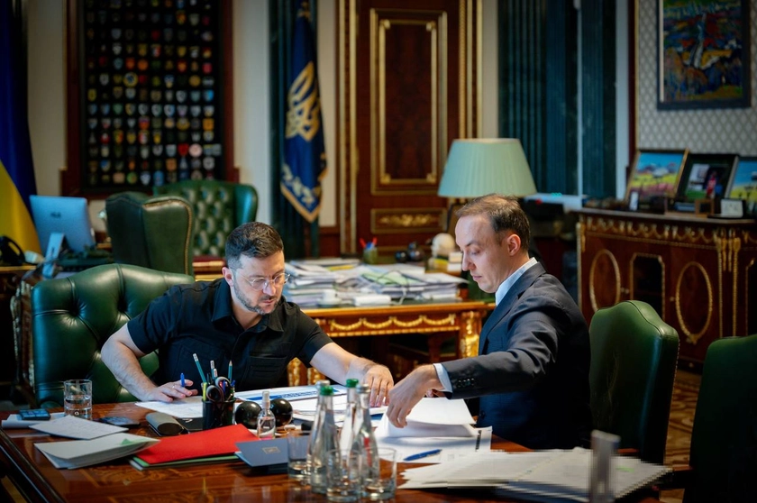 Україна приєдналася до 19-го пакета обмежень ЄС проти Росії та запровадила нові санкції