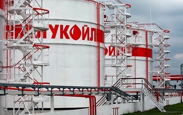 Болгарія готує закон для взяття під контроль і продажу НПЗ “Лукойлу” в Бургасі