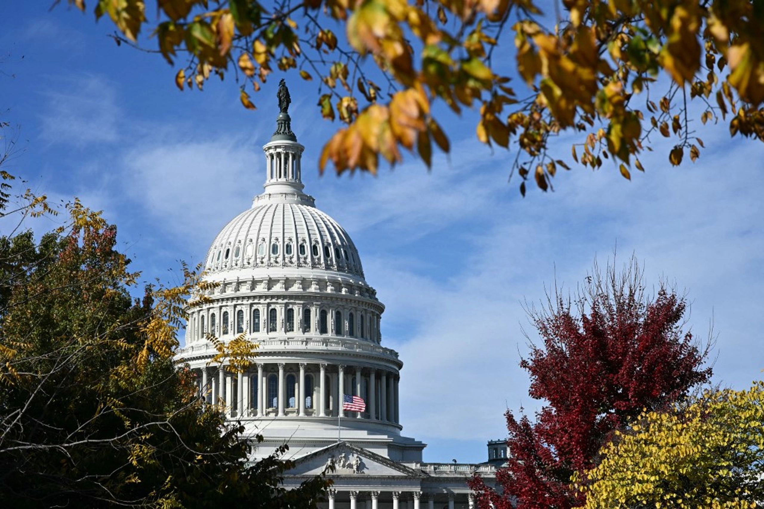 США через шатдаун зупинили експорт зброї на понад $5 мільярдів, - Axios