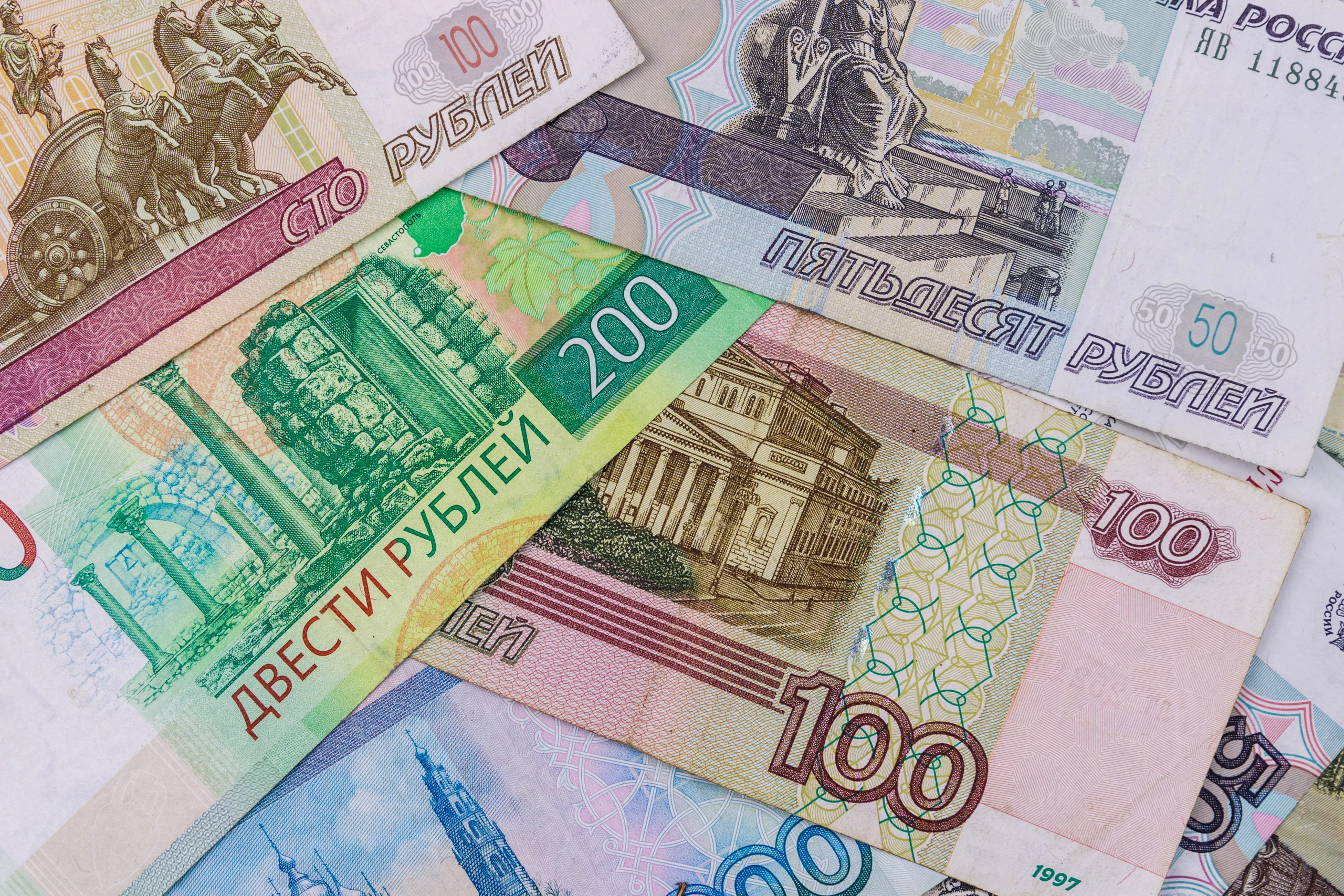 Окупанти в Севастополі виводять комунальні платежі мешканців у Туреччину та ОАЕ - ЦНС
