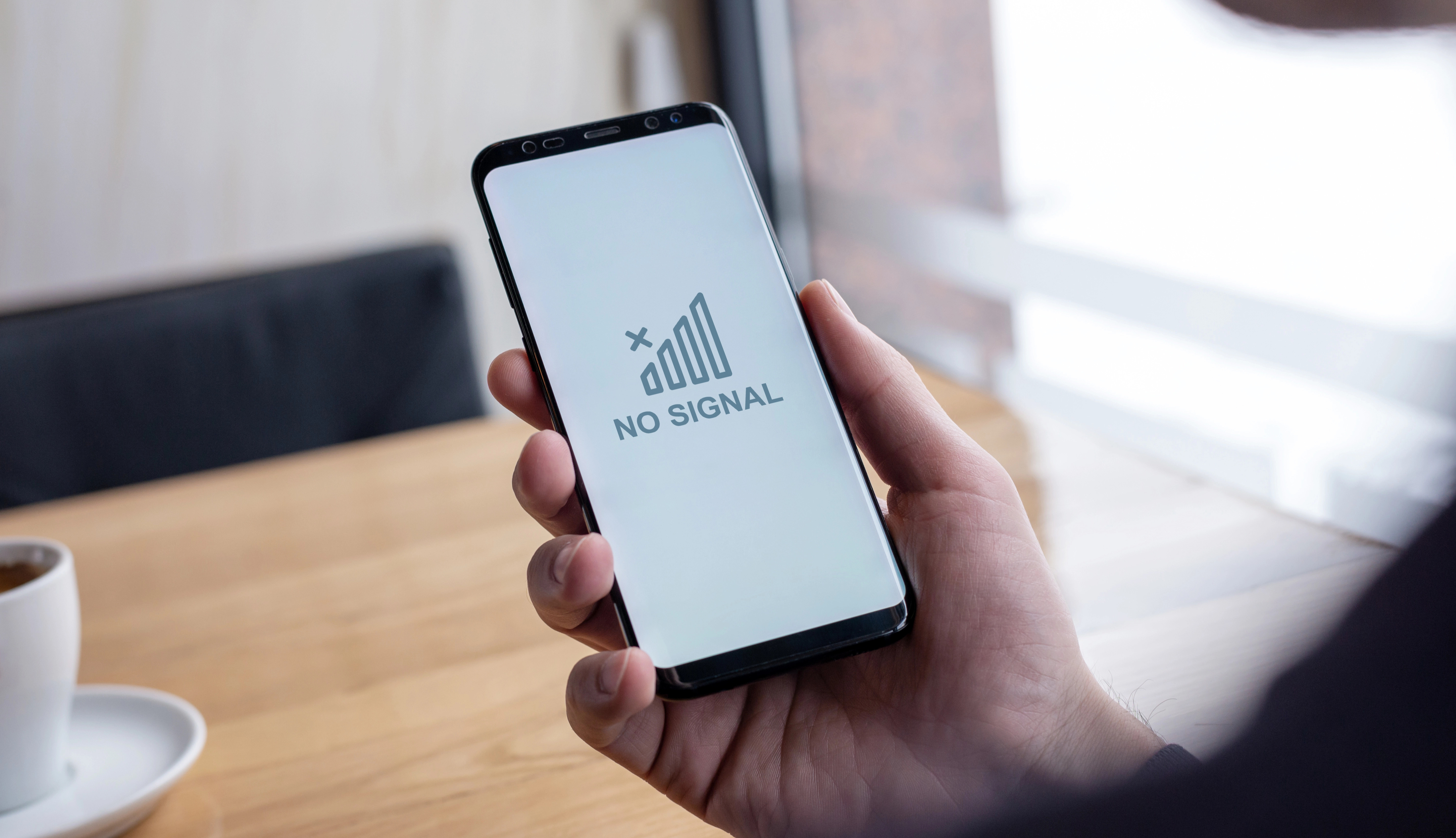 Moscow Cuts the Signal: First Russian Region Faces Indefinite Mobile Internet Shutdown