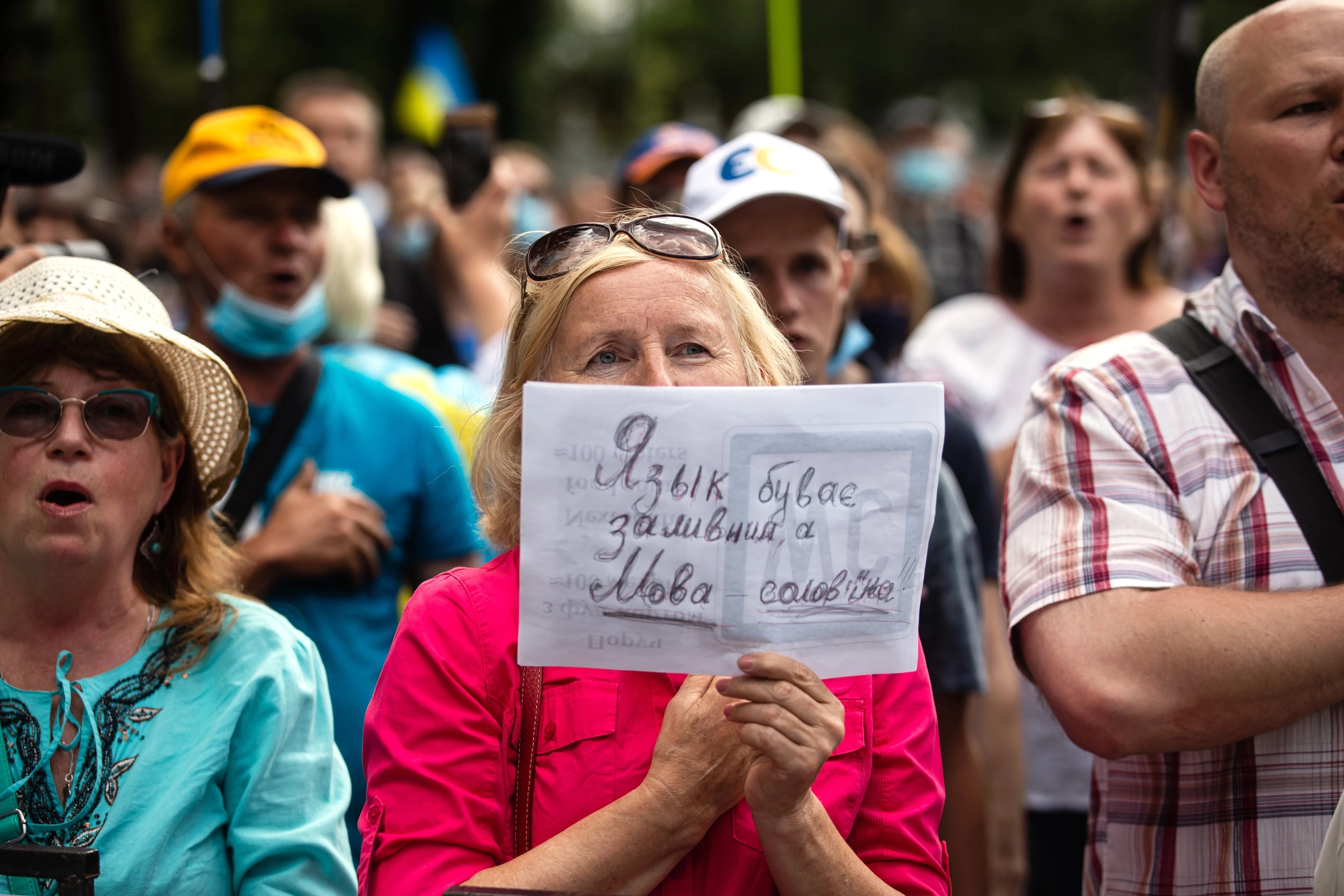 В окупованому Криму росіяни полюють на українську ідентичність у школах