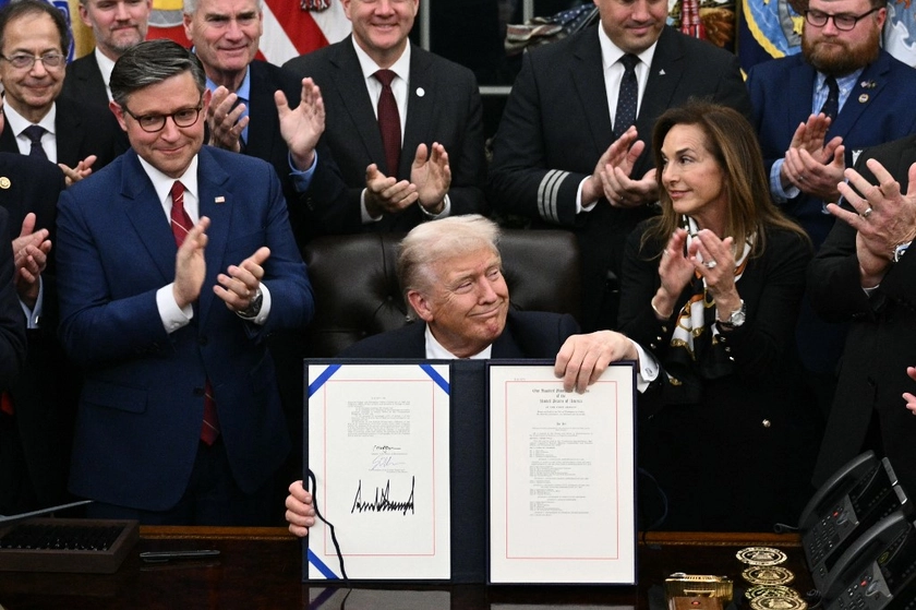 Трамп підписав законопроєкт про тимчасовий бюджет і завершив найдовший шатдаун в історії