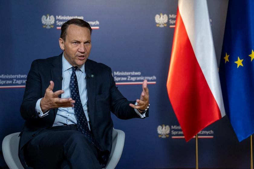 Poland Free From EU Migrant Relocation ‘as Long as Ukrainian Refugees are Here’ Says FM