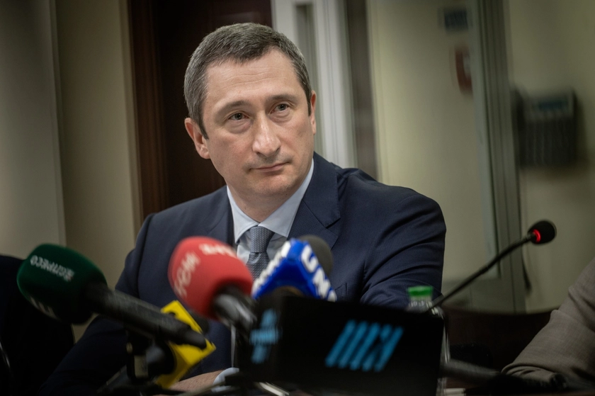 НАБУ та САП вручили Чернишову клопотання про арешт