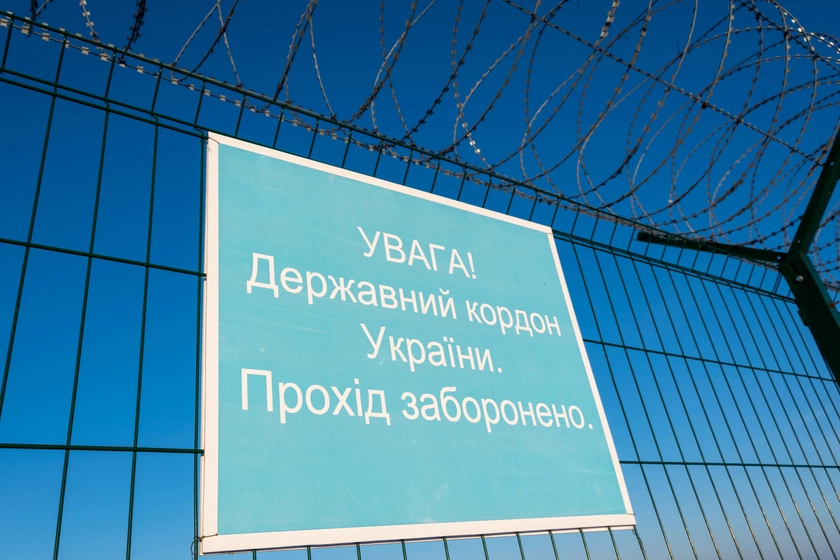 В Україну повернулися 50 українців депортованих зі США - подробиці